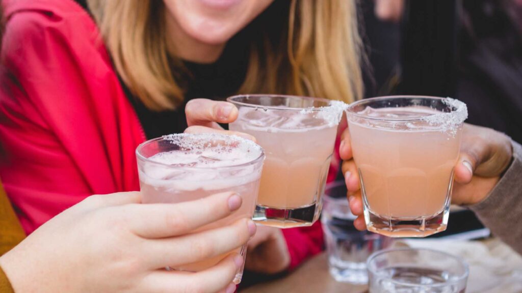 Will ibuprofen and alcohol kill you?