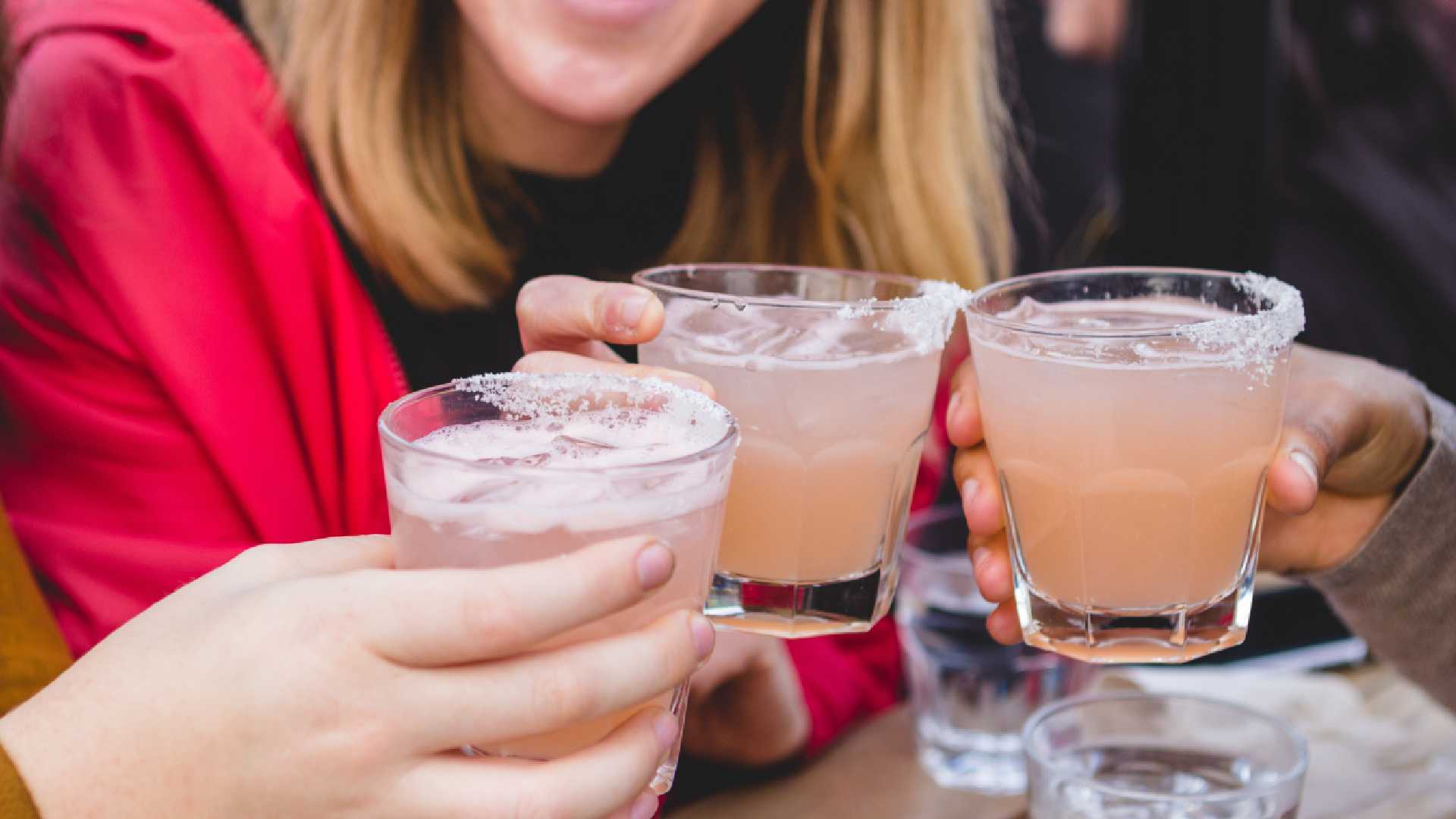 Will ibuprofen and alcohol kill you?